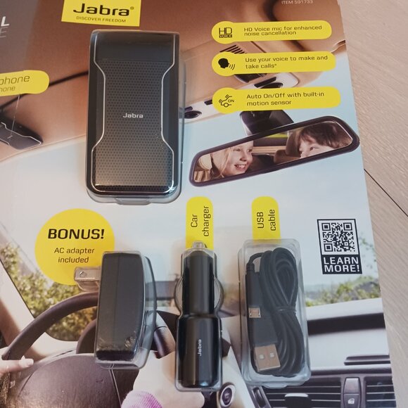 Jabra Journey Bluetooth In-car Speakerphone - Picture 2 of 6